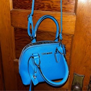 BRAND NEW BLUE MINI STEVE MADDEN BAG